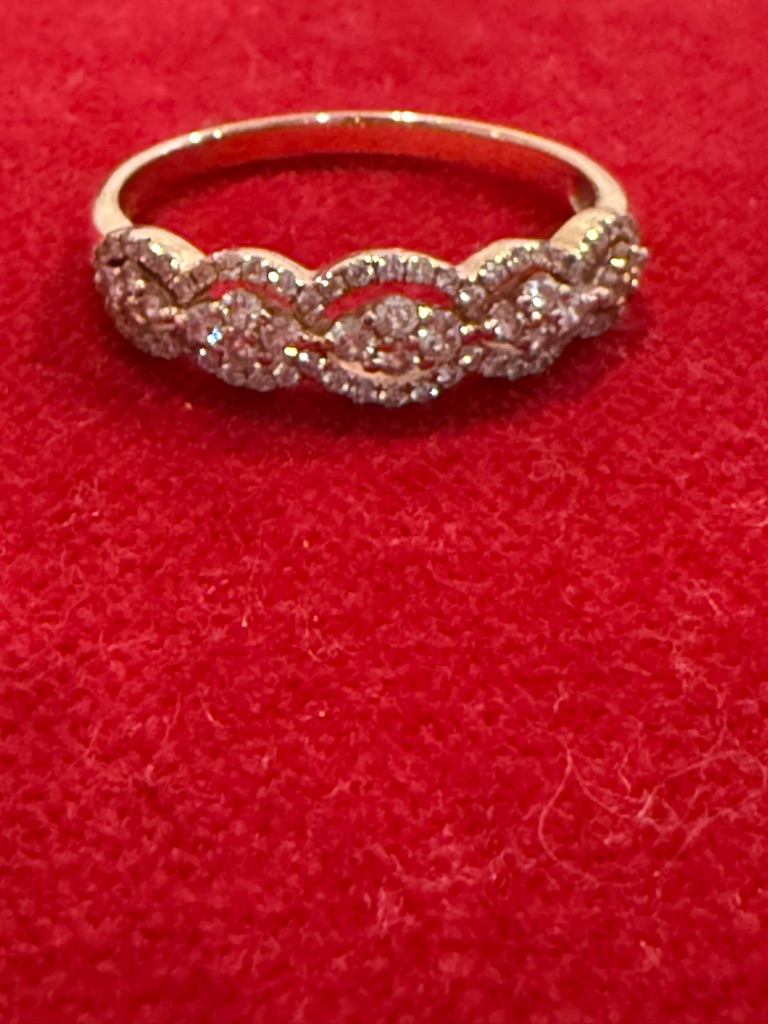 Diamond Cluster Wave Ring For In 14k Rose Gold Setting.